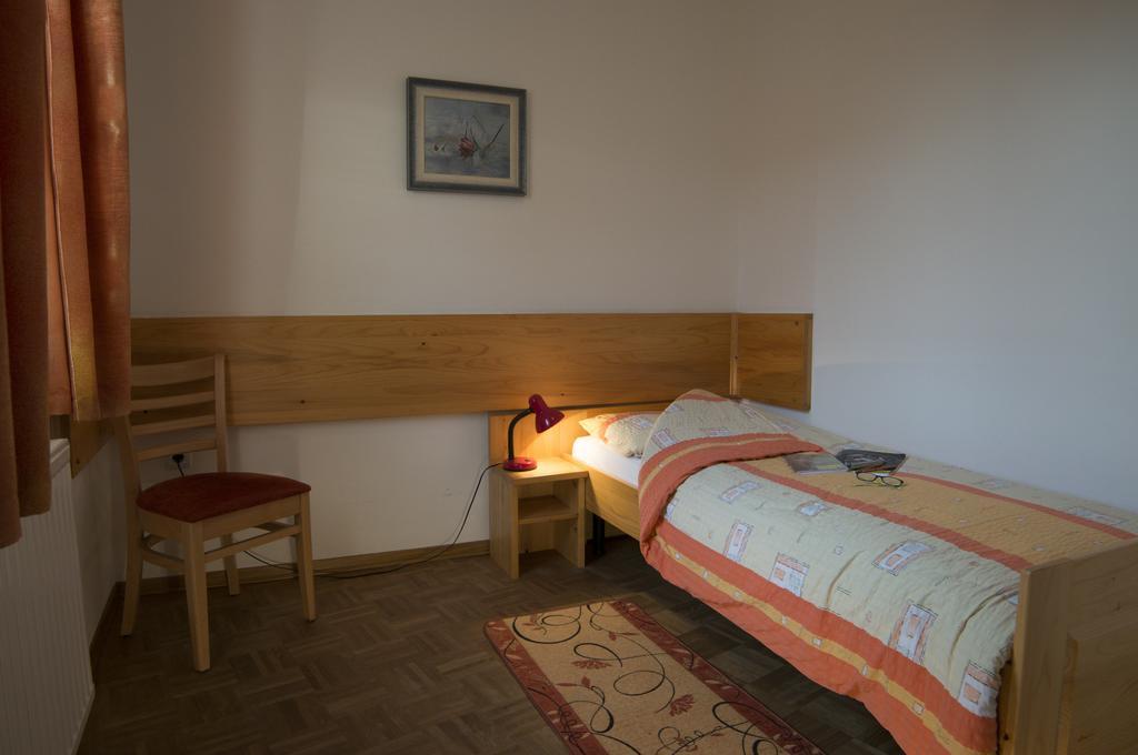 Apartmaji In Sobe Marija Jera Štanjel Pokój zdjęcie